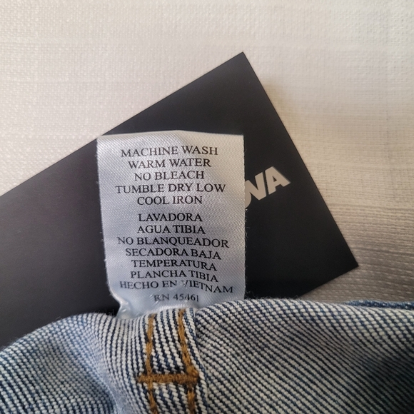 LARGE Cuffed Distressed Denim Blue Jean Shorts NEW - Picture 6 of 8